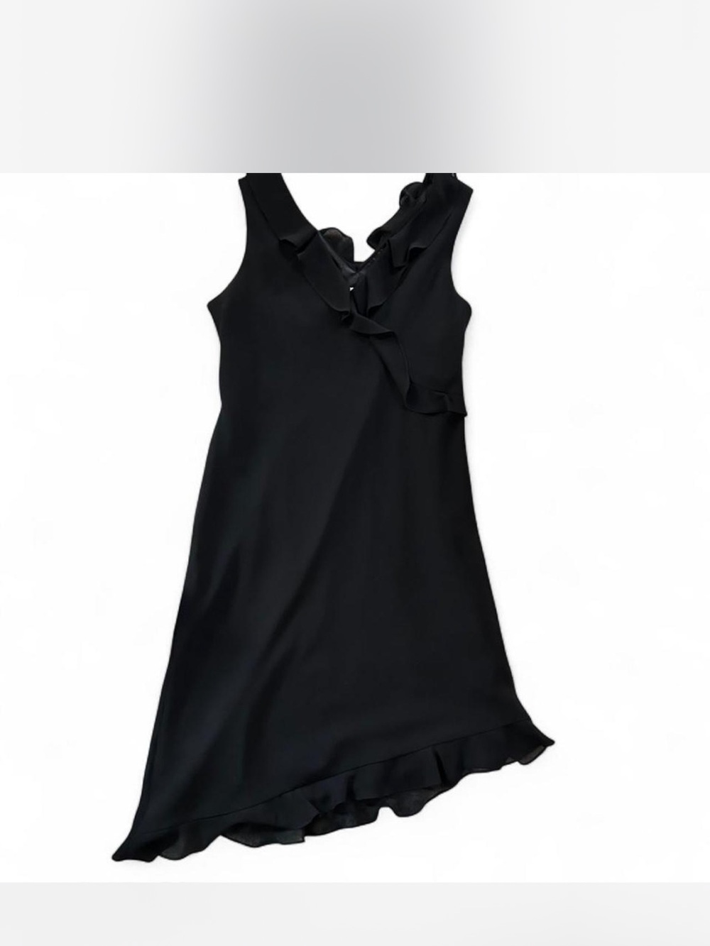 Donna Ricco Black Ruffle-Trim V-Neck Dress